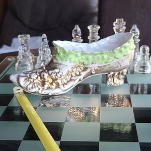 Vintage  Porcelain heal